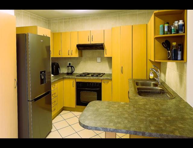 2 BEDROOM TOWNHOUSE FOR SALE IN VAN DYK PARK